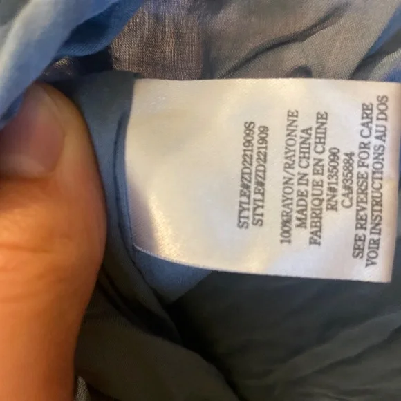 Flowy Blue Dress - Picture 2 of 3